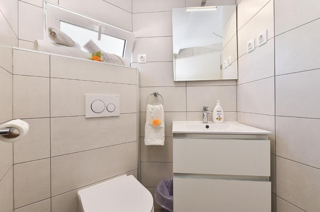 Double Room With Pool 2261 Medolino Esterno foto