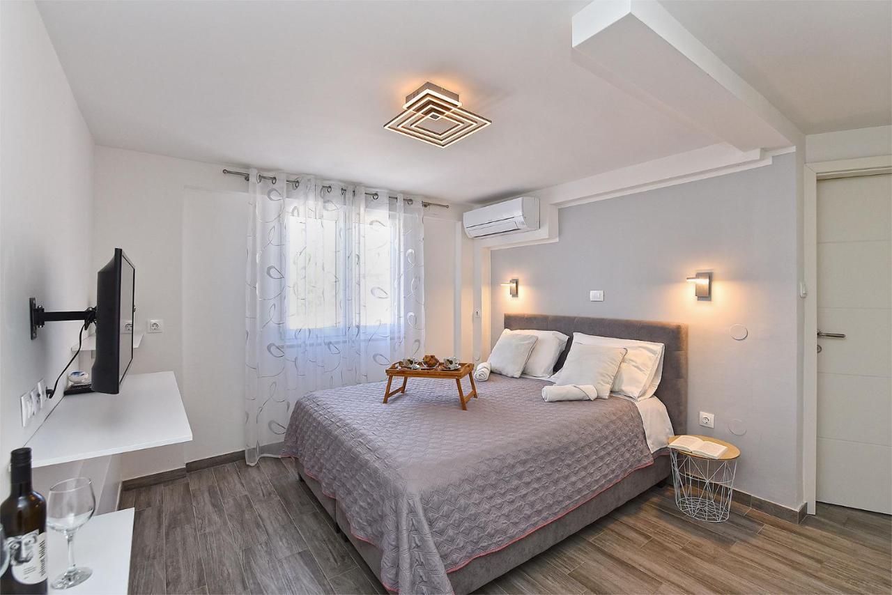Double Room With Pool 2261 Medolino Esterno foto